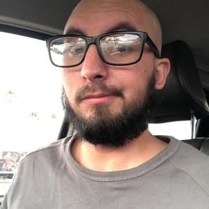 Meet your Posher, Ernesto